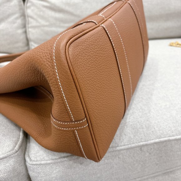 99% NEW GARDEN PARTY 36, GOLD LEATHER, PICS UPDATED! - Picture 9 of 14